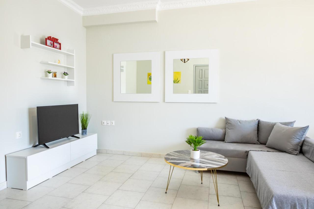 Lilis Apartment 3 Karpathos Town  Exterior photo